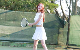 运动装网球少女高清壁纸