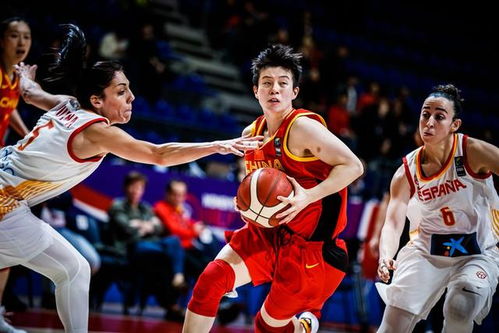 大运会中国男篮半场以2分优势48-46领先中国台北