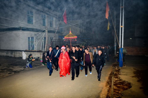 西双版纳傣族祭祀勐神