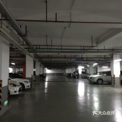 五星级酒店停车场标准(和谐大酒店停车场收费标准)