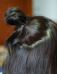 韩式气质花苞头扎法步骤 图解时尚俏丽发型简单教程 