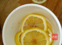 柠檬蜂蜜水的做法(蜂密炖柠檬的制作方法)