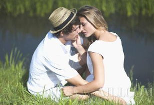 男人注意 女人索吻的十大预兆 