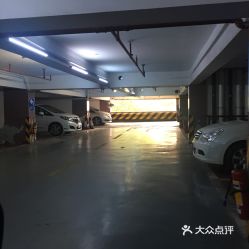 越秀区哪些酒店免费停车(宾馆的免费停车场)