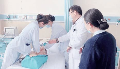 详细介绍-湘西招初中毕业的护理中专学校