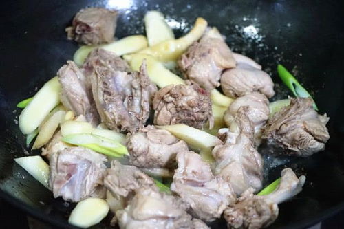 鸭肉怎样去腥味-图2