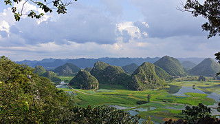 3月份普者黑适合旅游吗(普者黑几月份去最好普者黑最佳旅游时间)