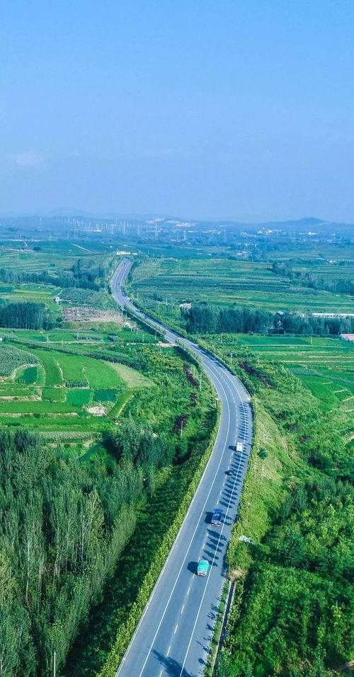 航拍邂逅山海路,蜿蜒曲折,美呆 