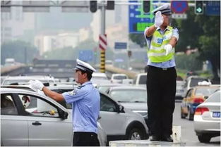 闯了红灯别慌张,交警提醒 这几种闯红灯,不会被扣分罚款