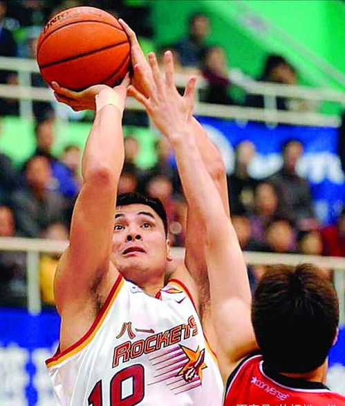 精益求精，刘玉栋的篮球技艺不断得到新的提高