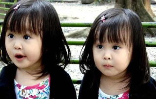 台湾人气双胞胎曝近照 12岁姐妹花萝莉变美少女6537300 