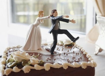 婚礼上用的蛋糕该怎么选有哪些好看的婚礼蛋糕推荐(婚礼 蛋糕)