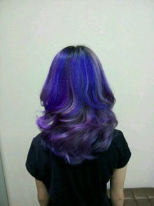 怎样能把头发直接染紫色的自己染的(把头发染成紫色好看吗)