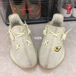 Yeezy鞋带新系法 KAWS同款鞋带增加你的回头率