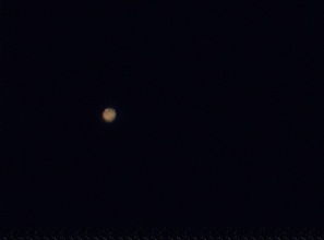 在地球看金木水火土星是什么样子的 是星星形状还是像早晨时满月的 