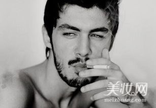 男生花不花心的特征是啥 十一点看出你的男人出轨没