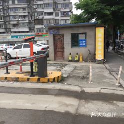 开封鼓楼附近怎么停车(开封鼓楼附近免费停车场)