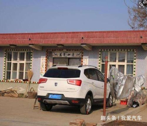 为什么现在很多城市人不愿意买车,但农村有了钱却都买车