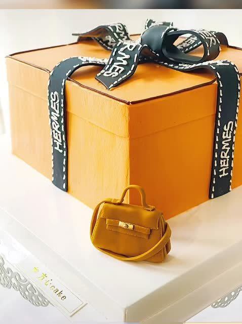 包包蛋糕送给女朋友的 