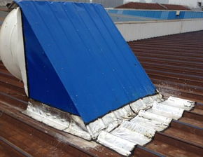 彩钢瓦屋顶怎样隔热 