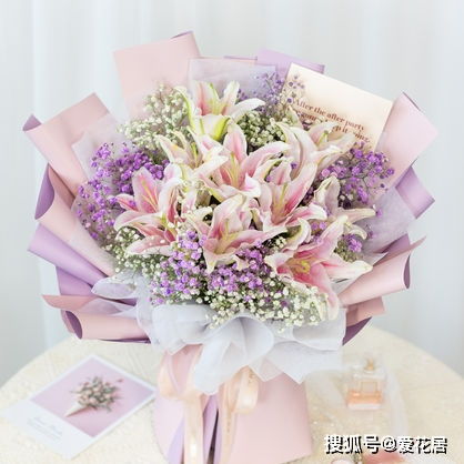 生日送粉色百合花代表的含义？