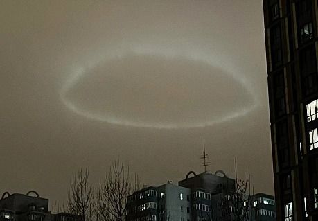 北京上空出现神秘 光环 网友 UFO 