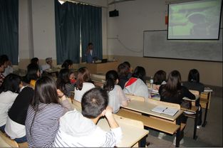 北京调良宠物训练学校来我系举办专业讲座 