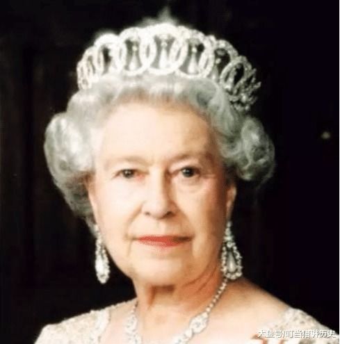英国女王拥有哪些特权,最舍不得丢弃的又是什么
