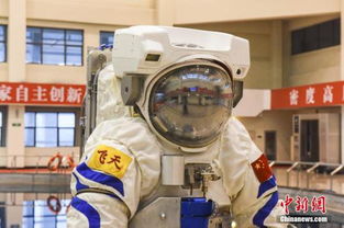 中国 15 名航天员圆满完成沙漠野外生存训练