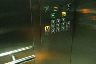 无障碍电梯比普通电梯多了那些功能 
