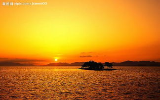 照片有夕阳背景怎么弄好看，剪映如何把夕阳放进背景(夕阳背影怎么拍)