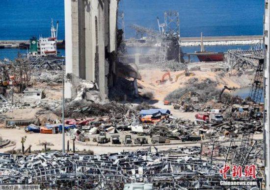 贝鲁特爆炸发生1个月 救援人员废墟中发现生命迹象