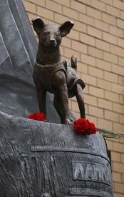 俄罗斯立碑纪念世界首条太空狗 