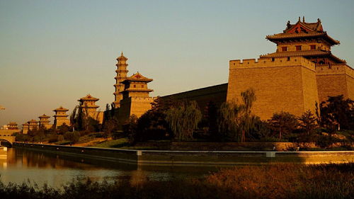 山西旅游攻略 大同云冈石窟 恒山 悬空寺 太原平遥古城 五台山