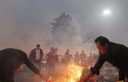 过春节了,为过世的亲人烧纸钱到底管不管用