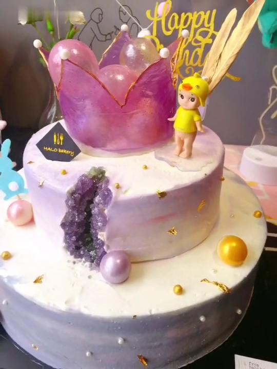 两层的生日蛋糕,小仙女生日快乐啊 