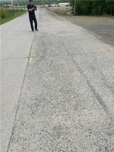 水泥道路路面起沙如何处理 怎么修补