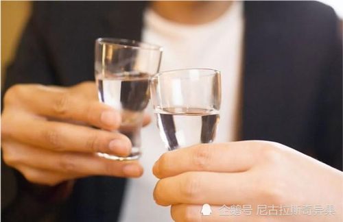 如何给领导挡酒(如何帮领导挡酒说词)