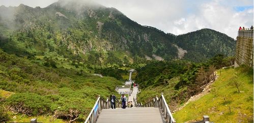 离石旅游景点排行榜,离石旅游景点大全排名