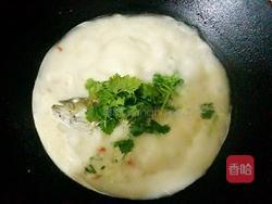 清炖鲈鱼汤的做法
