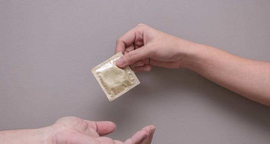 为什么夜店避孕套都是大油量？大油量避孕套怎么好清洗