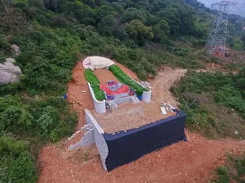 福州长乐违建活人墓,毁坏山林卖 风水宝地 水源保护区成坟场