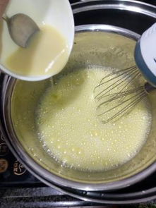 做蛋糕时需要用转化糖浆,可以用蜂蜜代替吗 