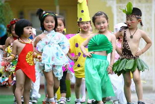 幼儿环保时装秀图片 幼儿园环保服装设计秀