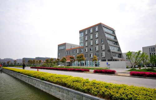 南京医科大学和苏州大学医学院的比较(苏州有哪些医学院校)