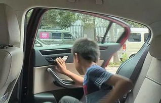 惊险万分 禅城1岁多的孩子被锁车内,爸妈要教孩子这些自救方法