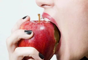 产后八天能不能吃苹果,产后第八天可以吃水果吗