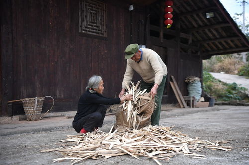 湘西芙蓉镇的 网红爷爷 