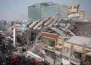 伊朗首都一栋17层高楼起火倒塌 ,现场惨不忍睹