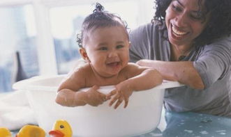 原创冬天，什么时间给宝宝洗澡最好？为了宝宝提高免疫力，不妨看一下